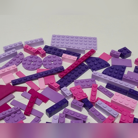 Lego Lot Mixed Pinks &Purples Bricks, Tiles & Plates (150pcs) - Picture 5 of 8